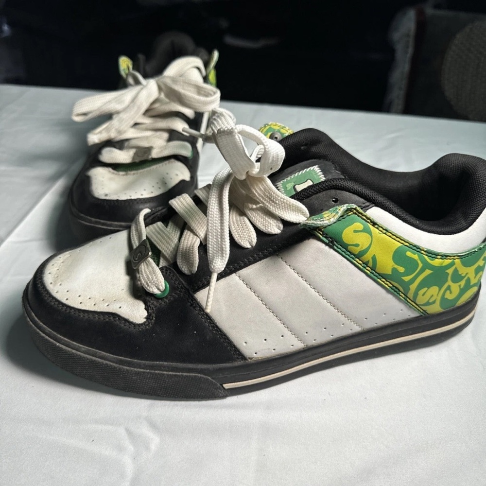 Seedless Clothing Company White And Green Sneakers